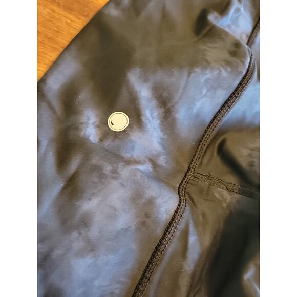 Yogalicious Lux High Waist Side Pocket Capri Leggings Women’s Size 3X - Picture 8 of 8